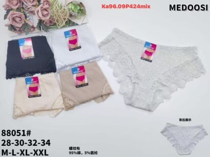 MAJTKI         Paczka:      24 szt