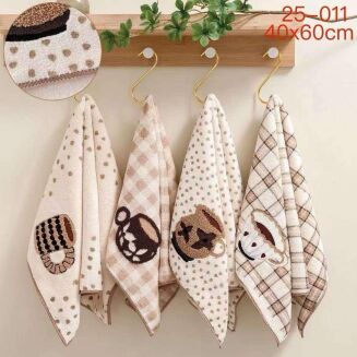 Ścierki mikrofibry  Rozmiar: 40 x 60 cm  Paczka: 20 szt mix  Cena: 5.5 zł - 9