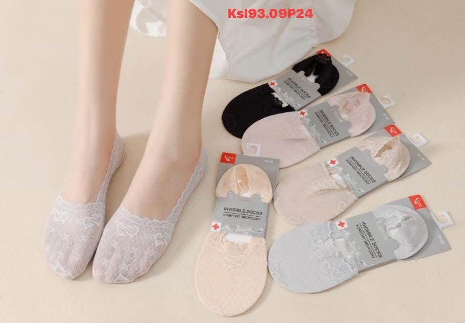 SKARPETY.  Paczka:     24 szt