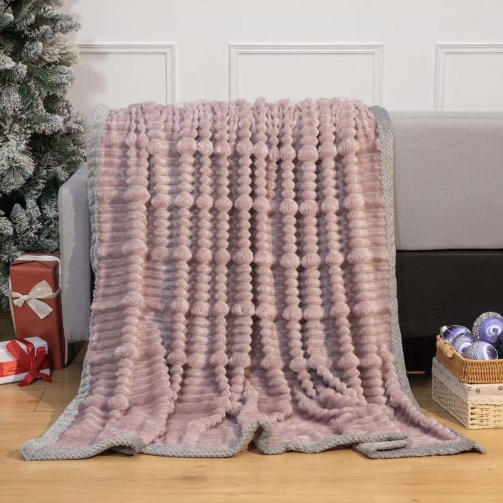 KOCE GRUBY. 300gram    200x220cm        Cena netto 38 zł