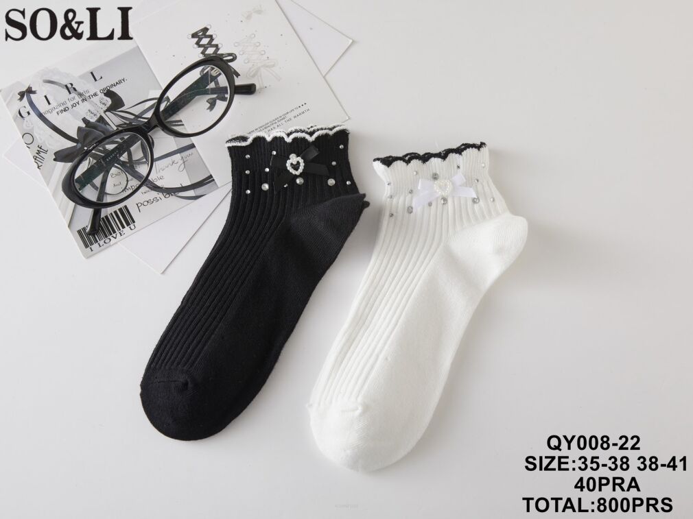 SKARPETY   Paczka:    40 par  Cena.   3.2 zł