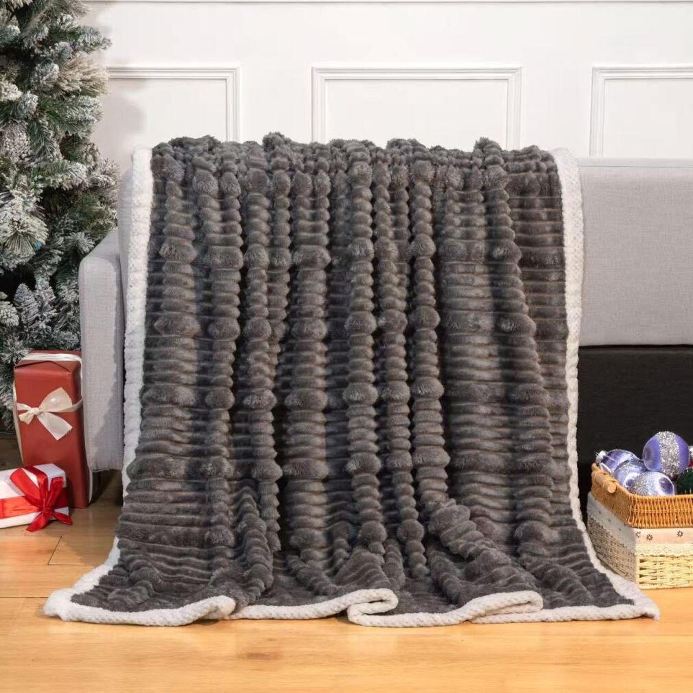 KOCE GRUBY. 300gram 160x200cm  Cena netto 30 zł