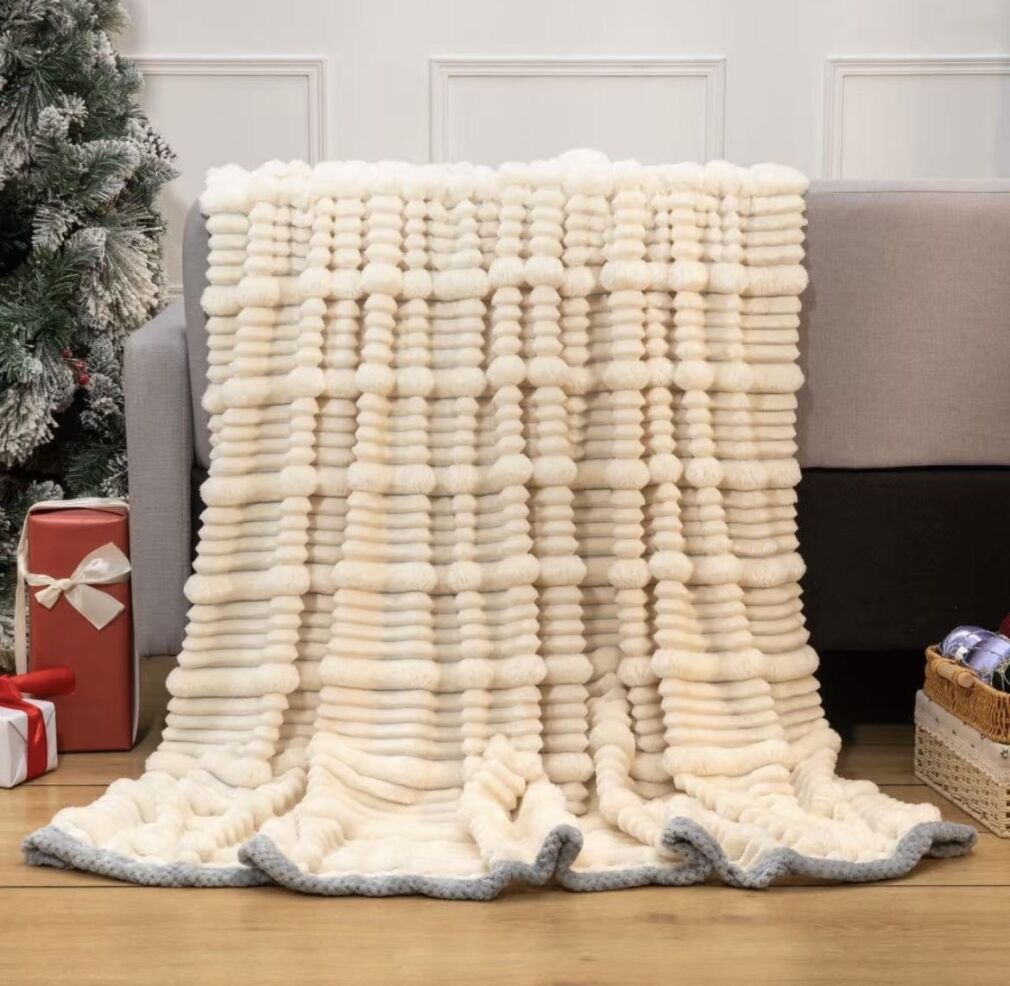 KOCE GRUBY. 300gram    200x220cm        Cena netto 38 zł