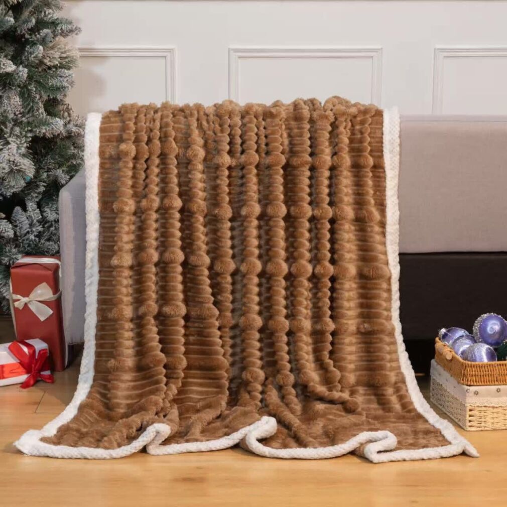 KOCE GRUBY. 300gram 160x200cm  Cena netto 28 zł