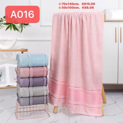 RĘCZNIKI 100% bawełna  Paczka: 8 szt, mix kolor  Size:     70x140cm.