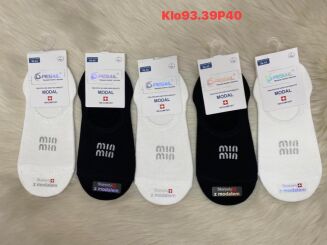 SKARPETY       Paczka:     40 par - 2