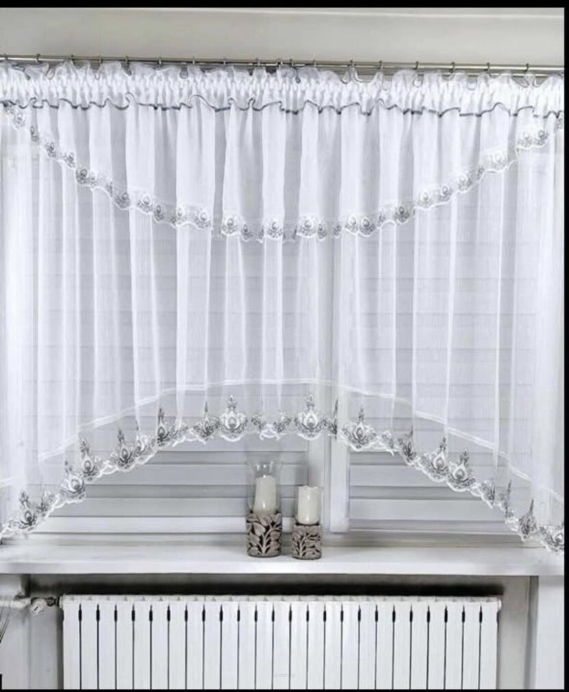 Firanki gotowe gładki i gip pióra  Rozmiar: 150x400cm