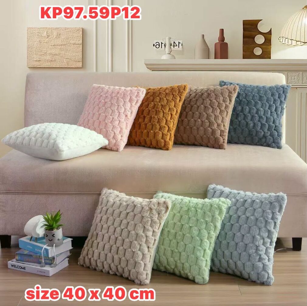 POSZEWKI     Paczka:    12 szt/1 kolor     Rozmiar:  40x40 cm
